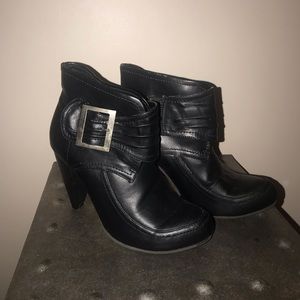 Pierre Dumus black ankle booties..size 5 1/2